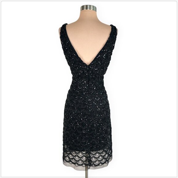 SD Collection Black Scalloped Sequin Sleeveless Stretch Evening Sheath Dress 8 - Picture 4 of 5